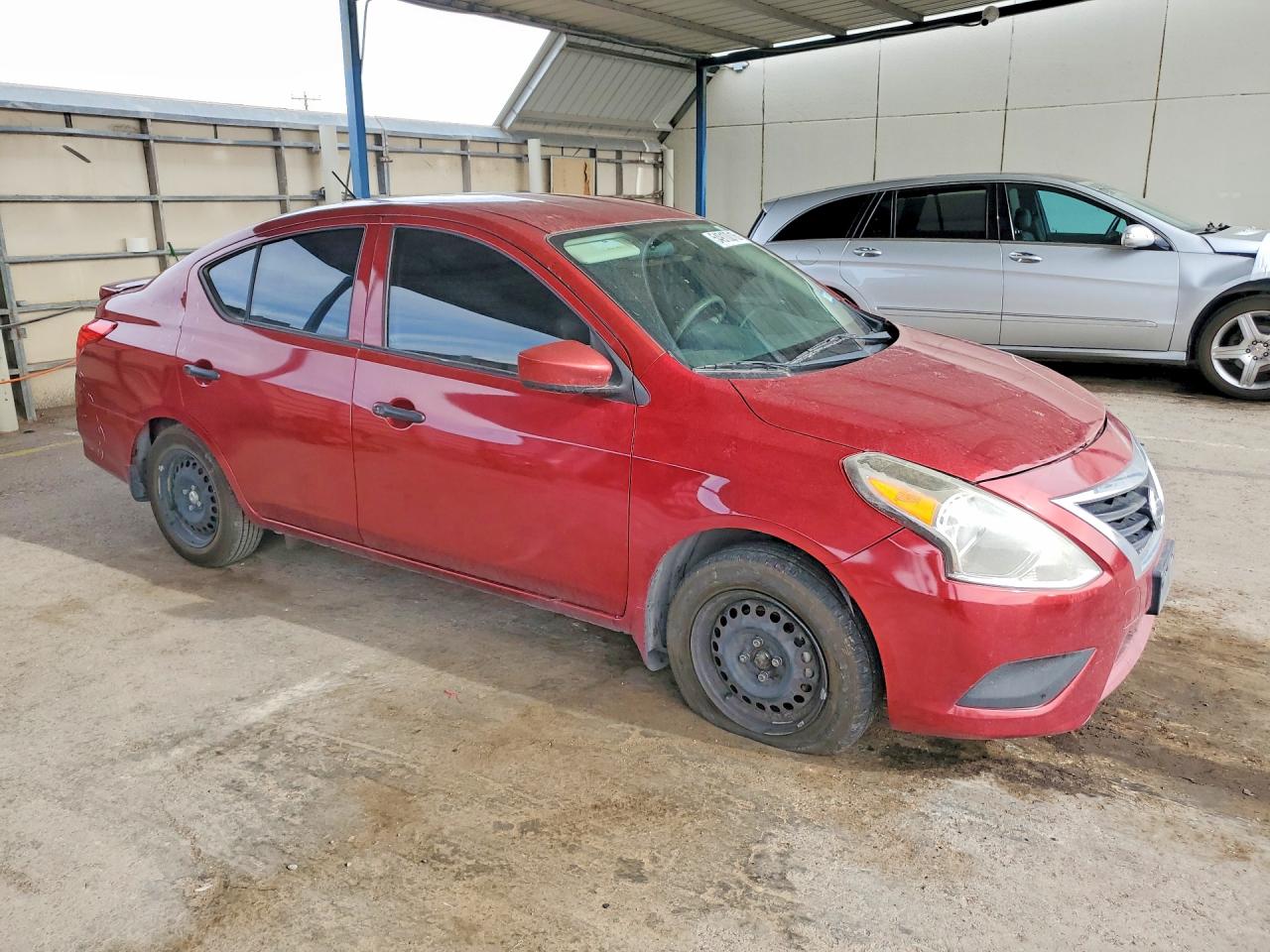 Nissan Versa S Plus