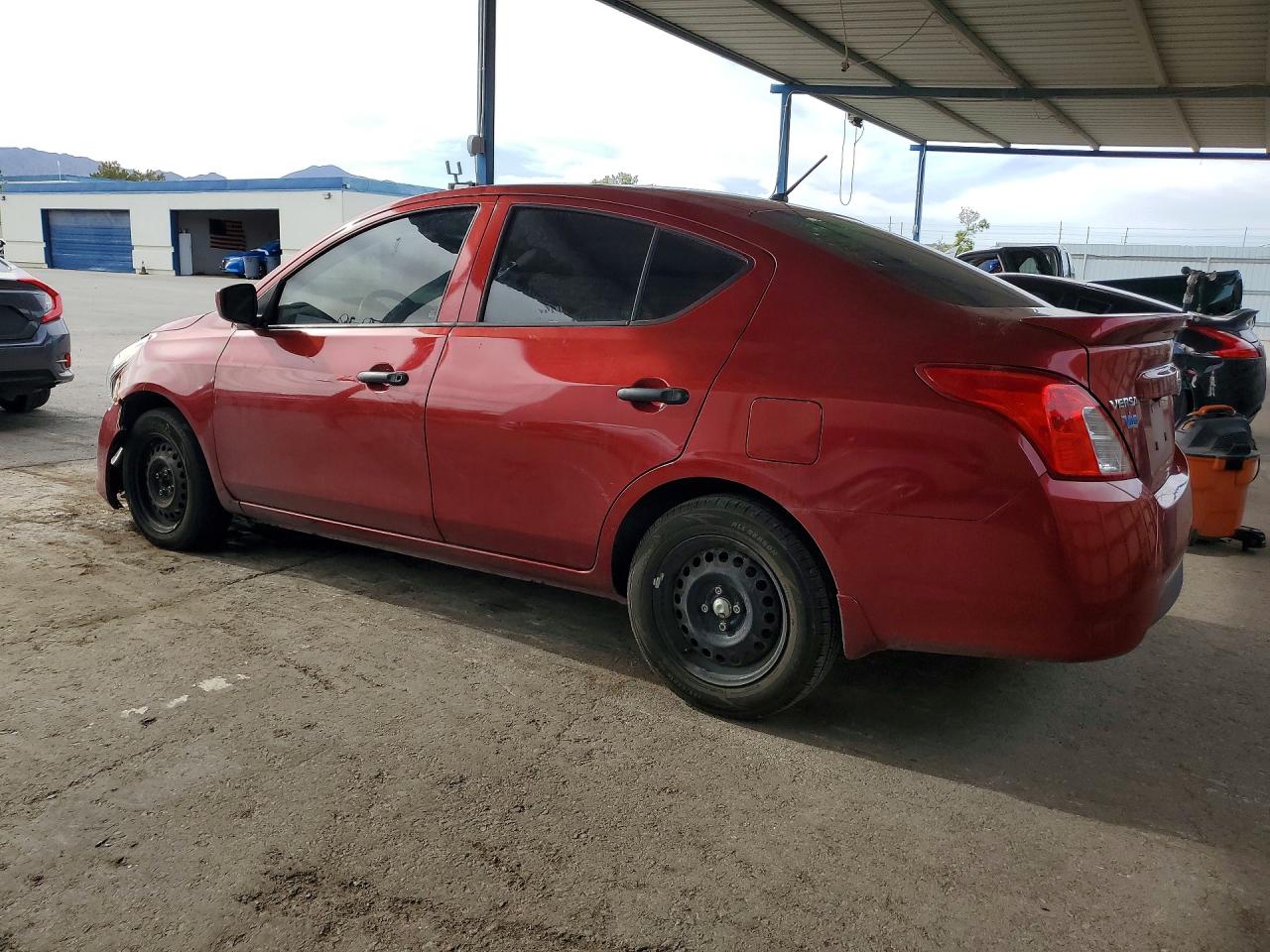 Nissan Versa S Plus