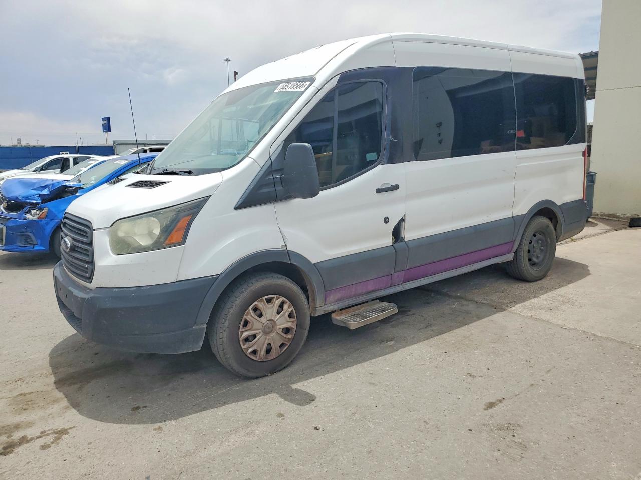 Salvage Ford Transit Image