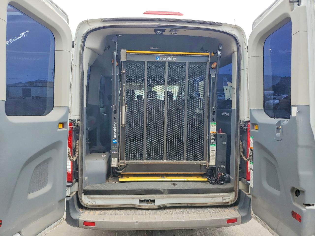 Ford Transit T-150