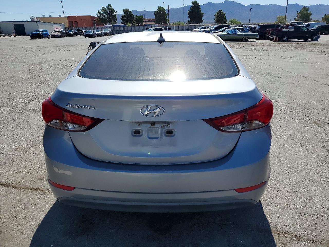 Hyundai ELANTRA Se