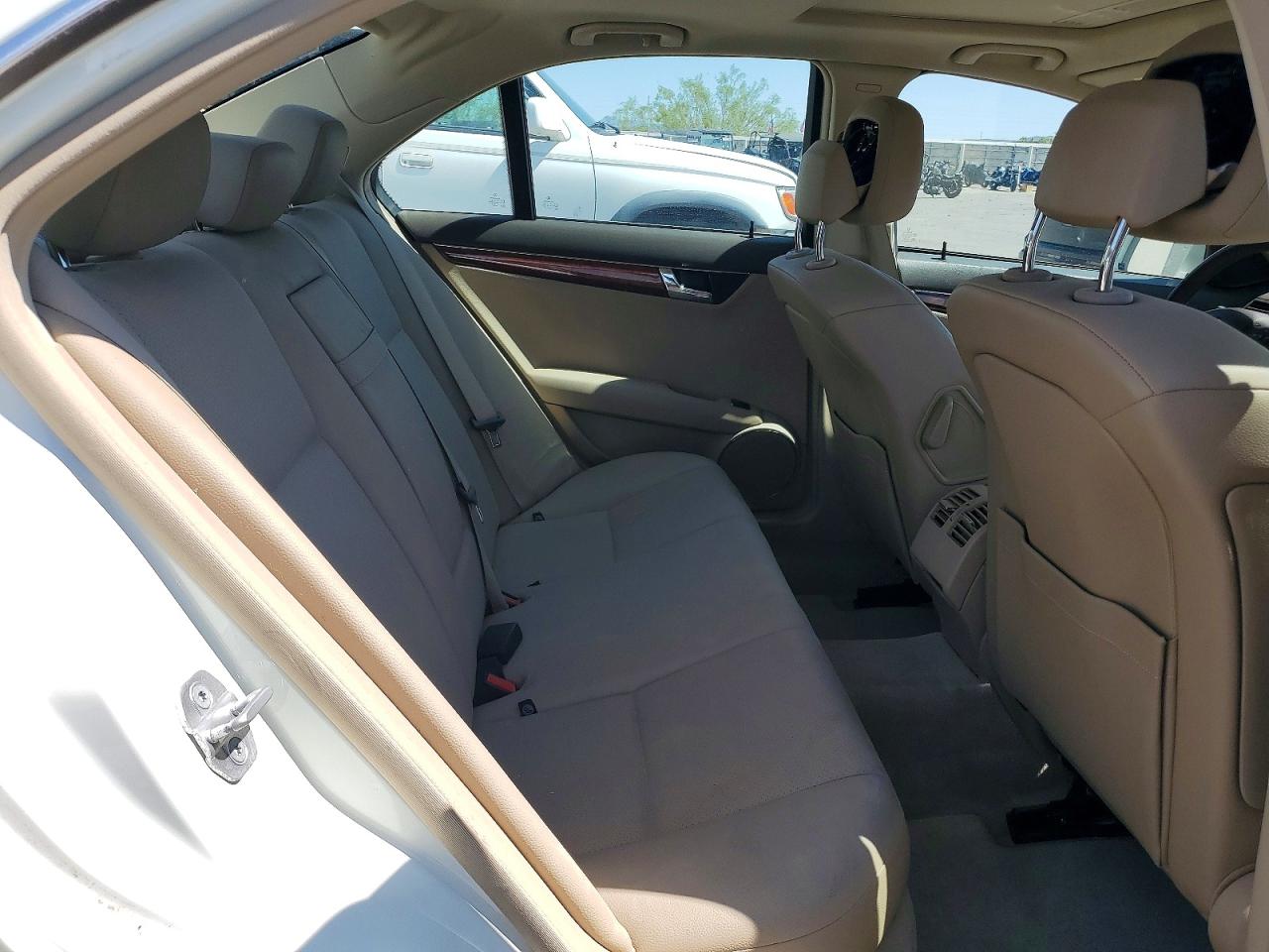 Mercedes-Benz C-Class 300