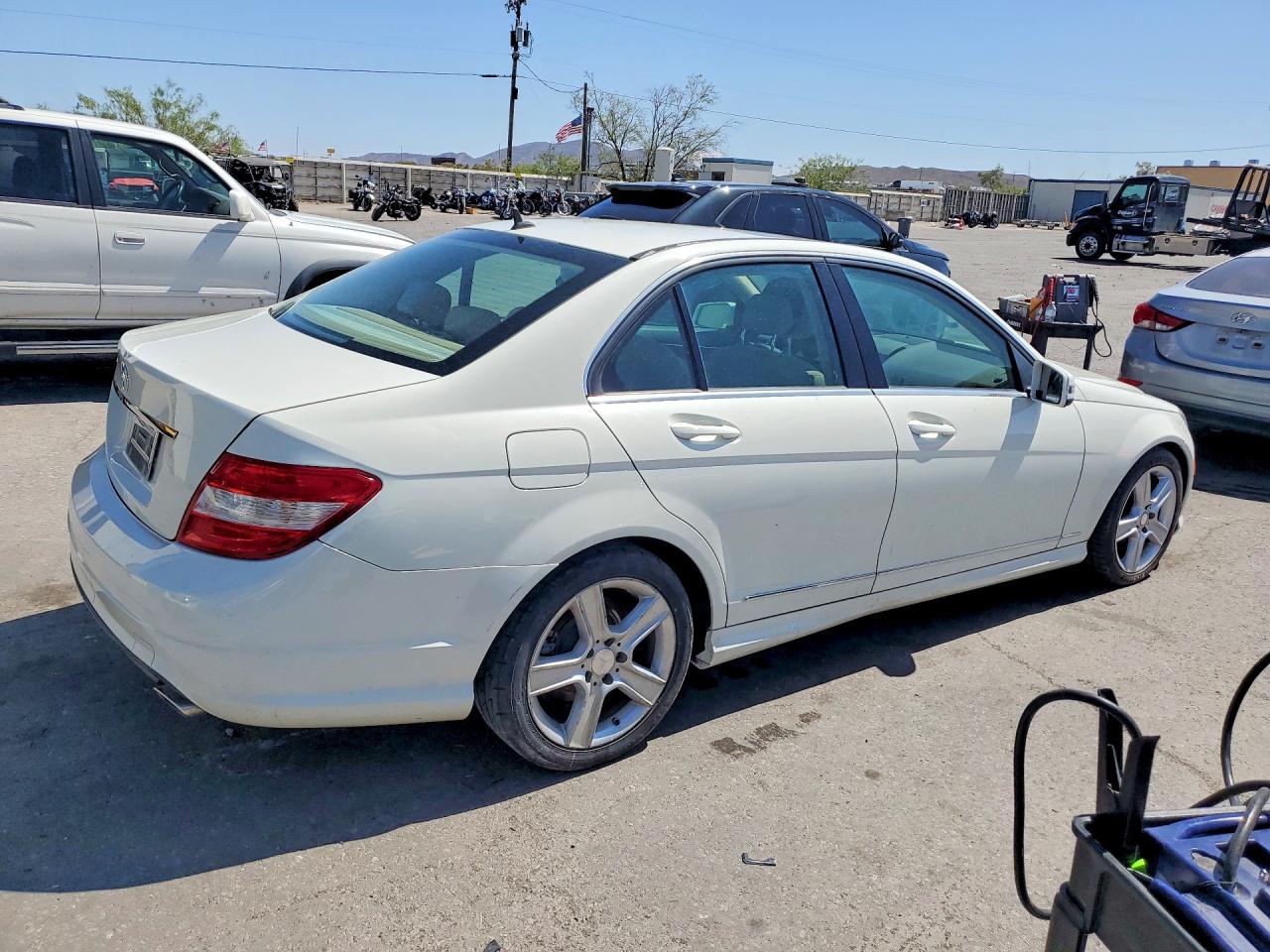 Mercedes-Benz C-Class 300
