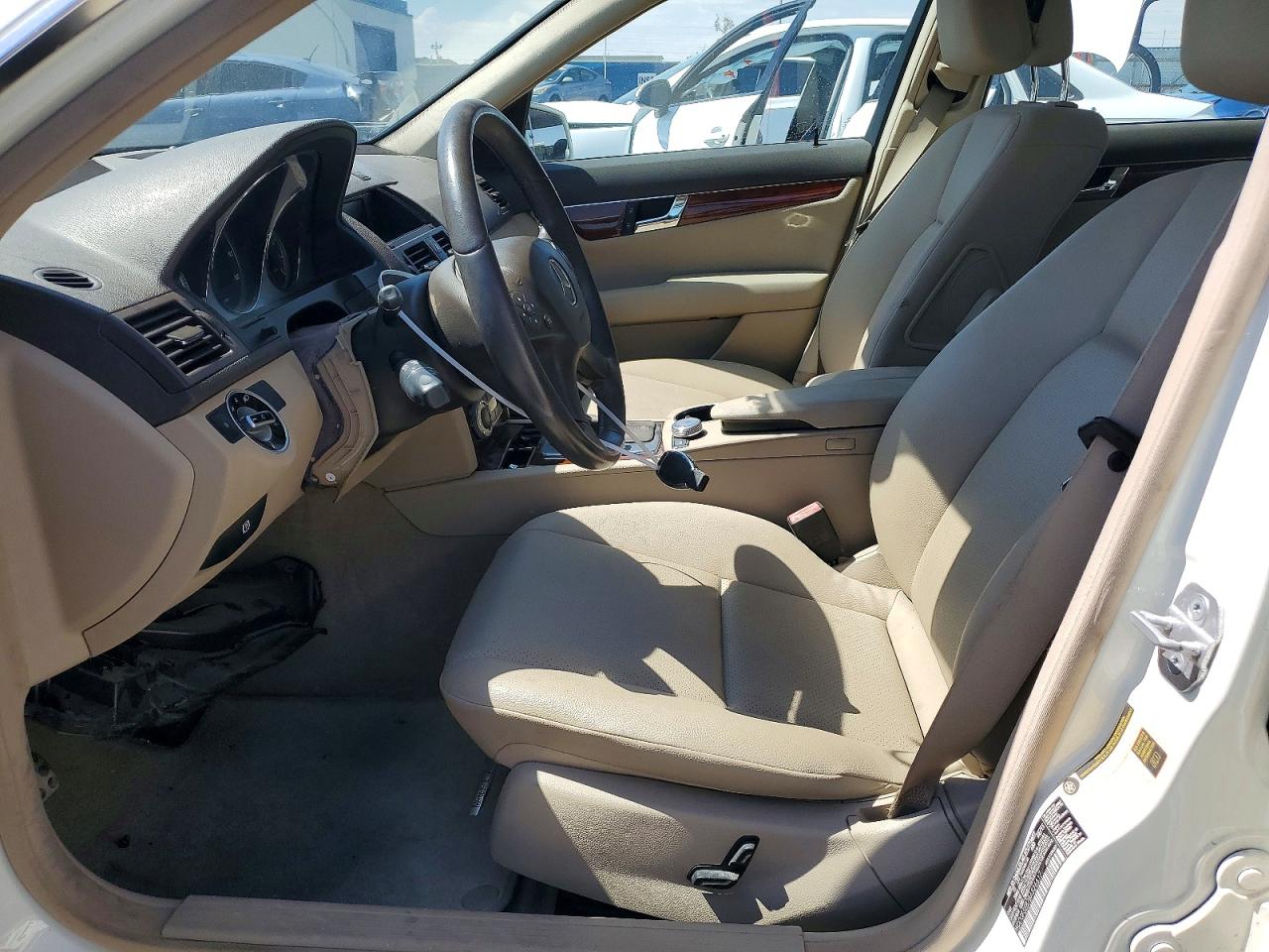 Mercedes-Benz C-Class 300