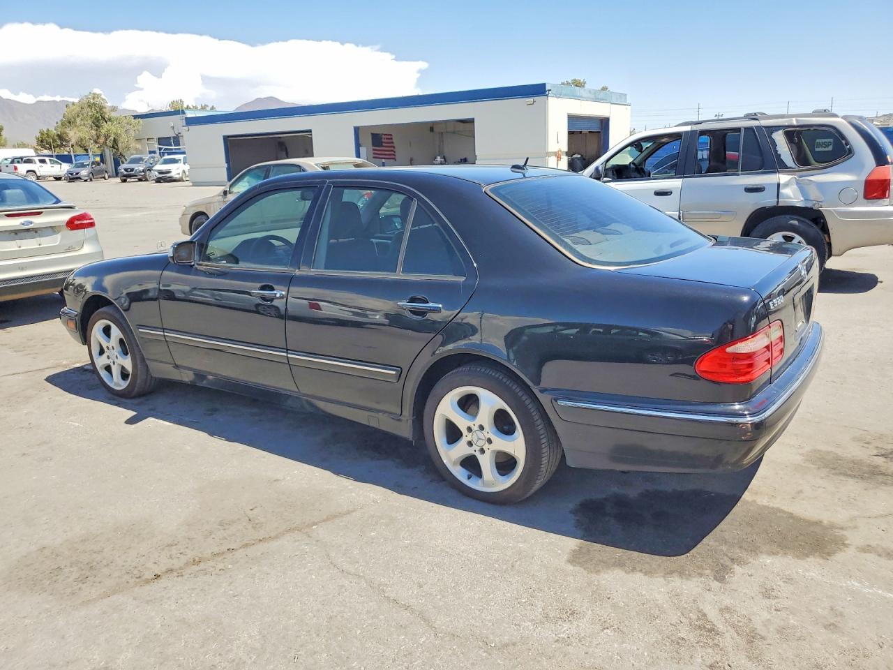 Mercedes-Benz E-Class 320 4matic
