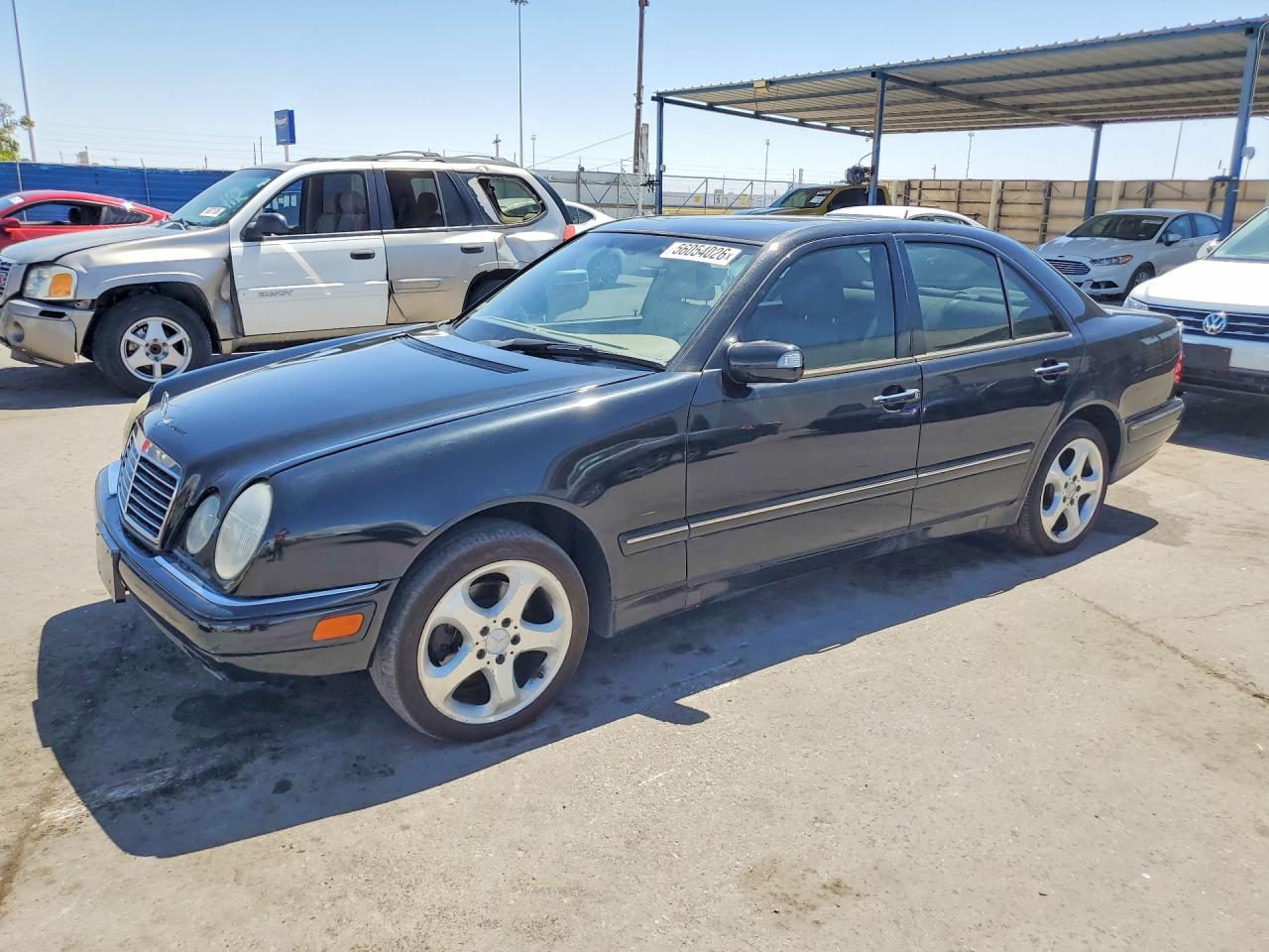 Salvage Mercedes-Benz E-Class Image