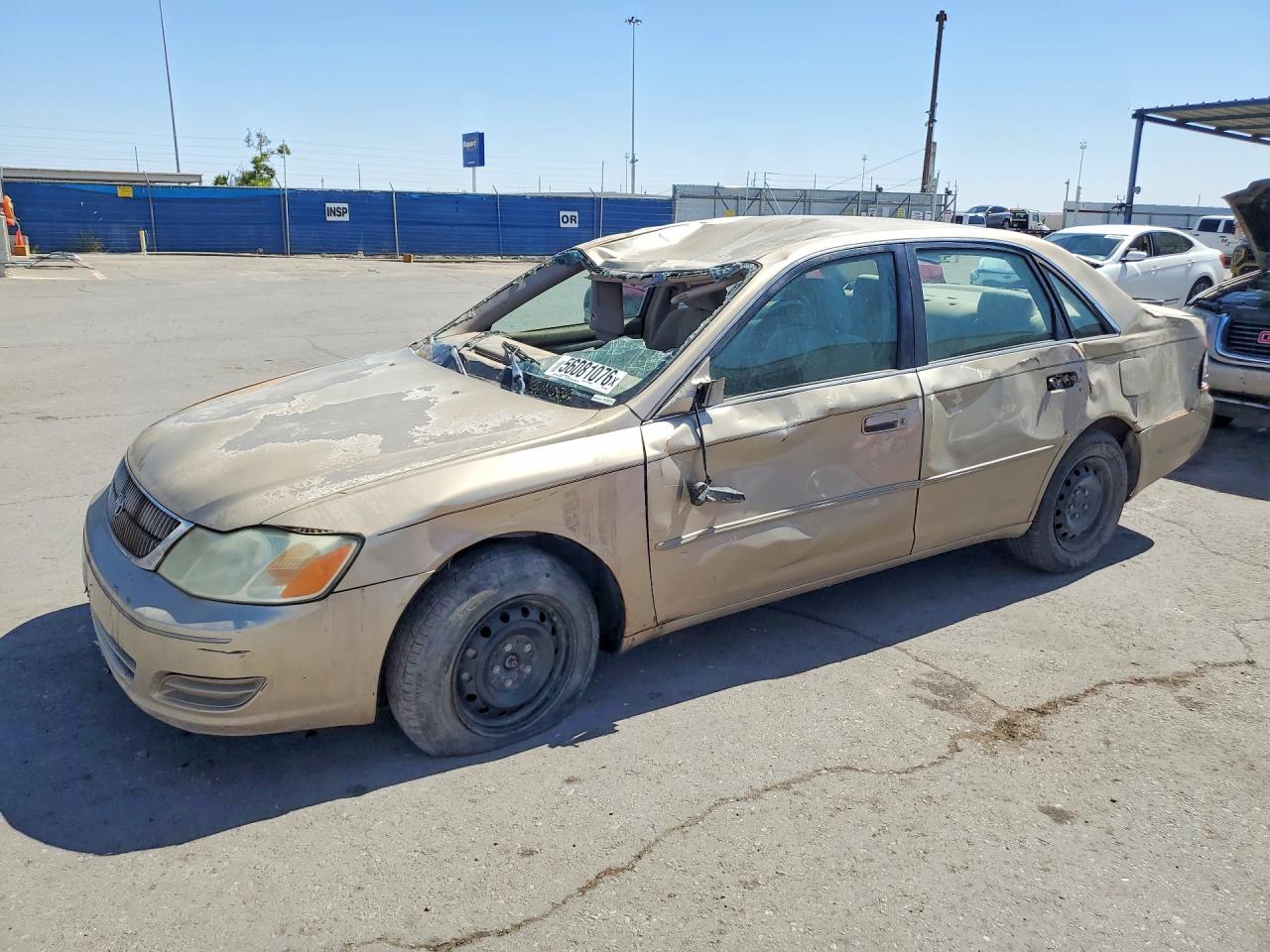 Salvage Toyota Avalon Image