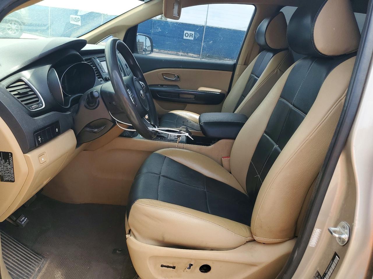 Kia Sedona Lx