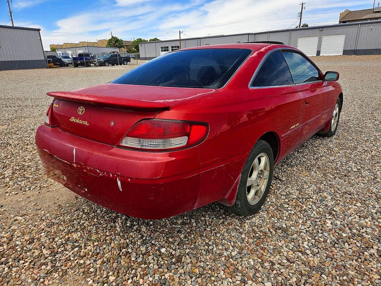 Toyota Camry Sle V6