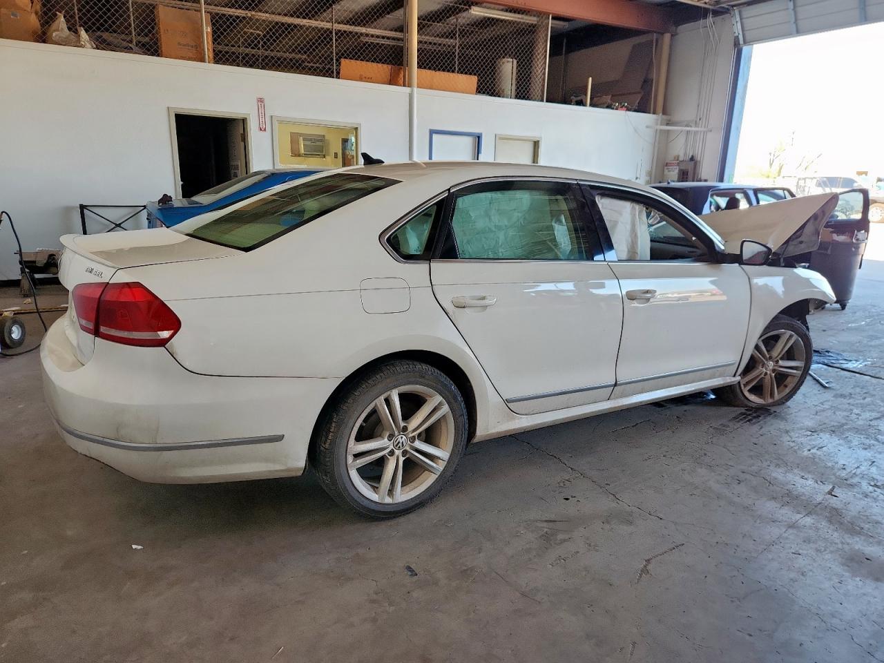 Volkswagen Passat Sel