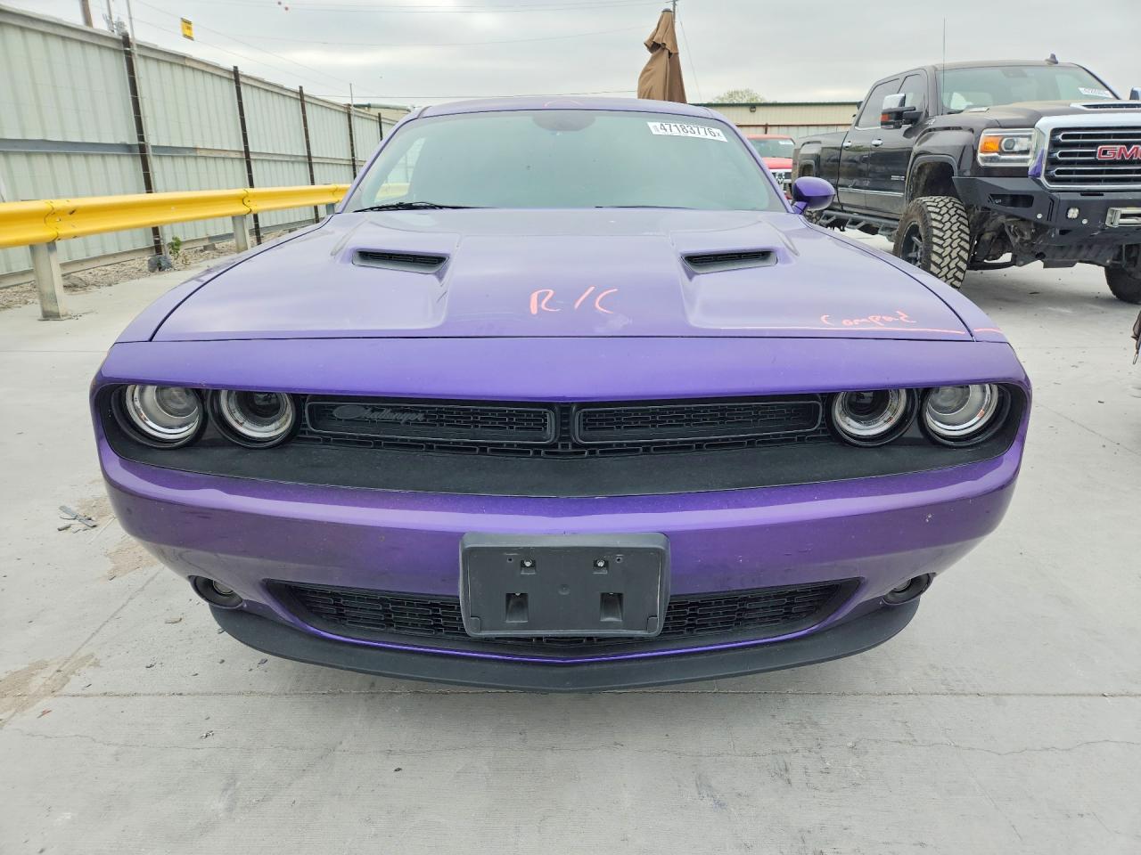 Dodge Challenger Sxt