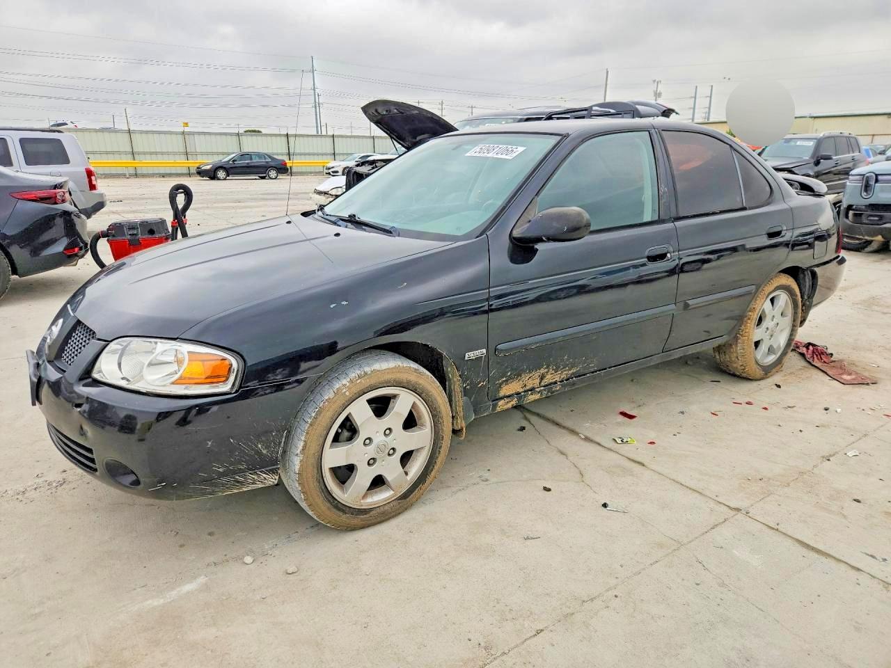 Salvage Nissan Sentra Image