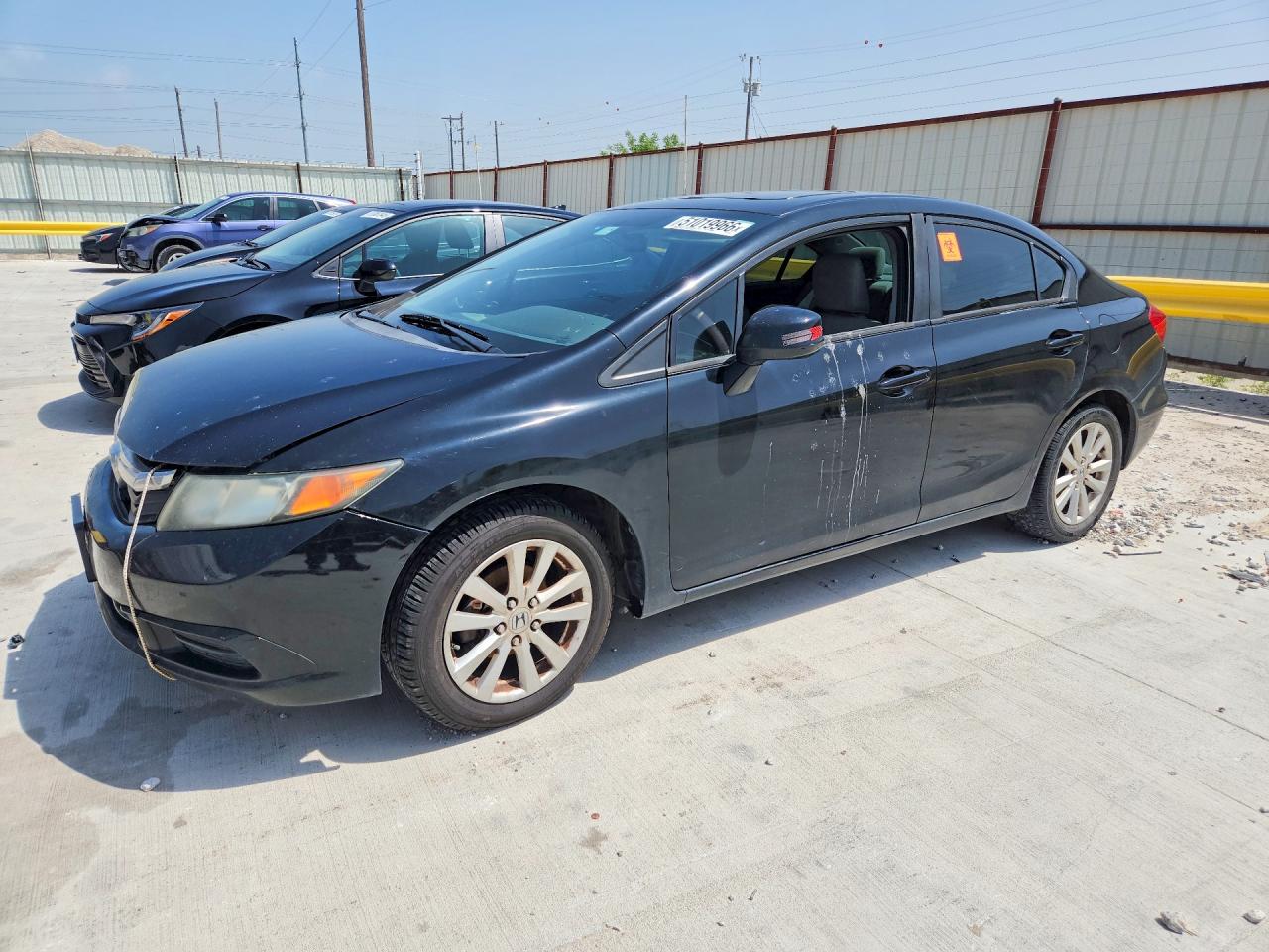 Salvage Honda Civic Image