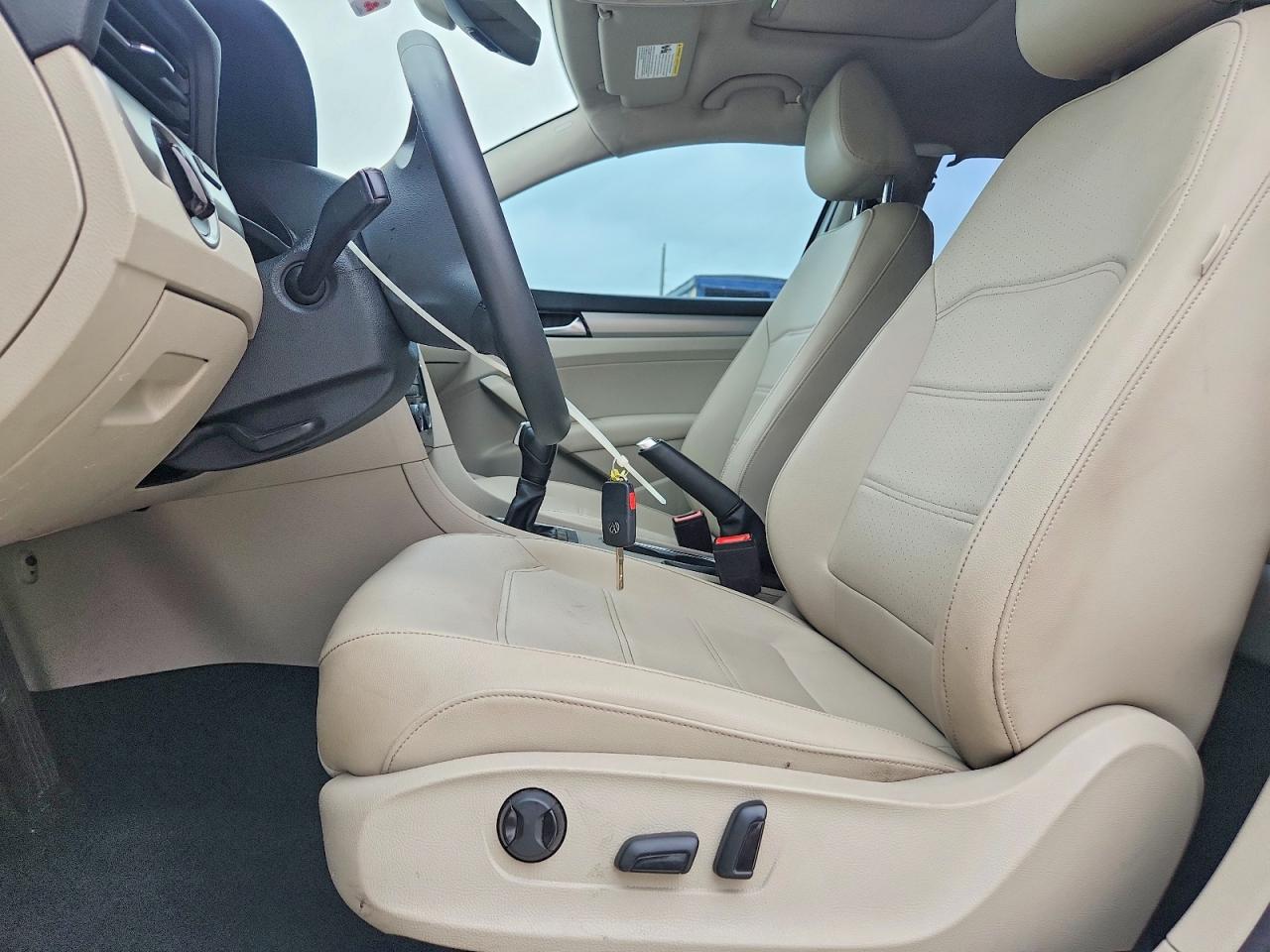 Volkswagen Passat Se