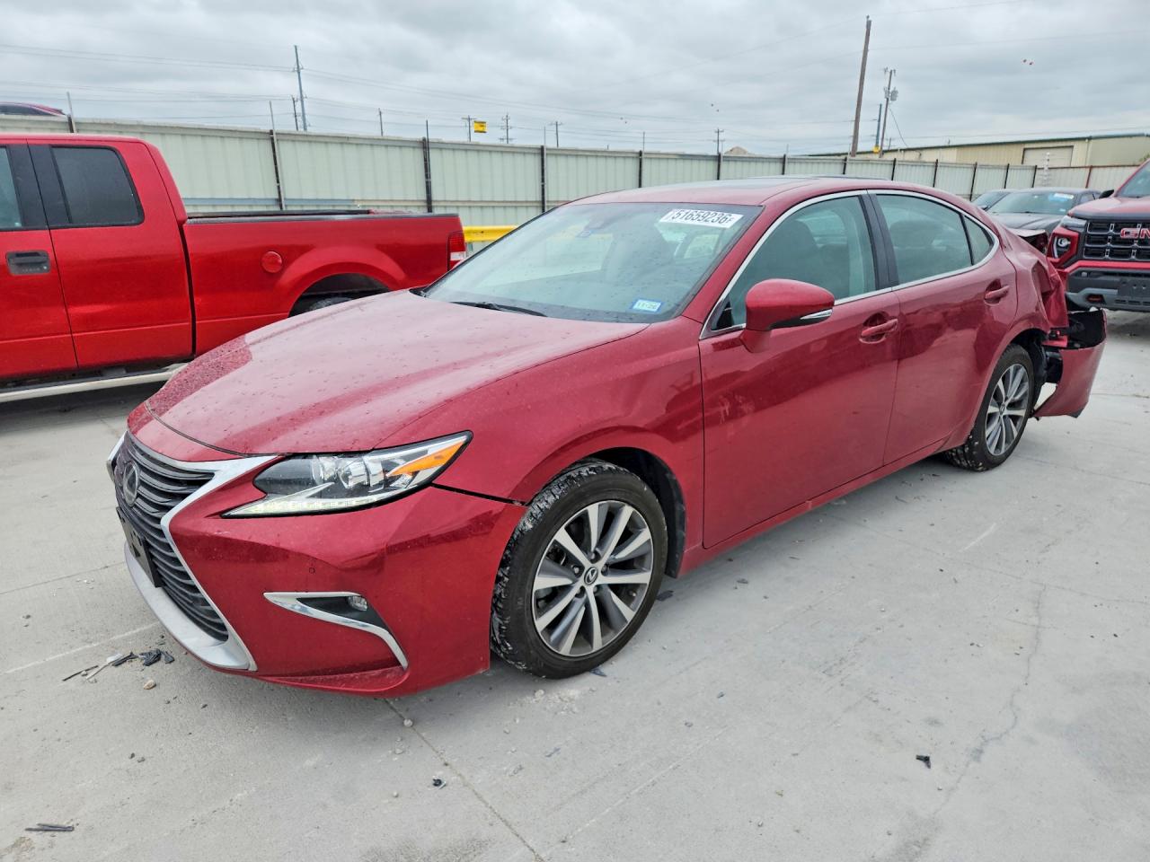 Salvage Lexus Es Image