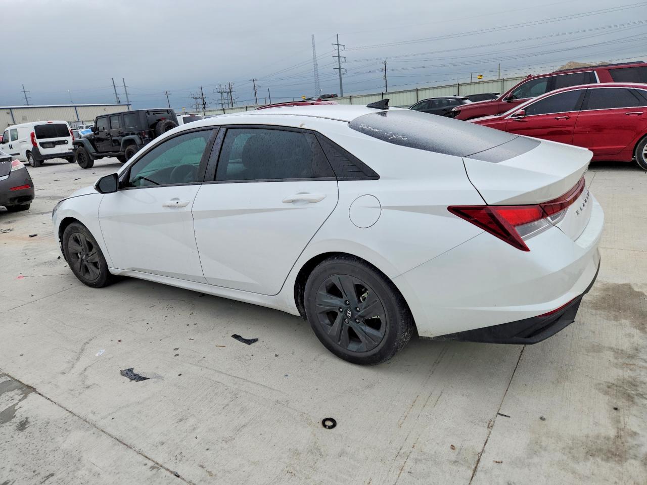Hyundai ELANTRA Sel