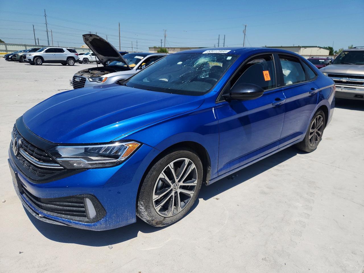 Salvage Volkswagen Jetta Image