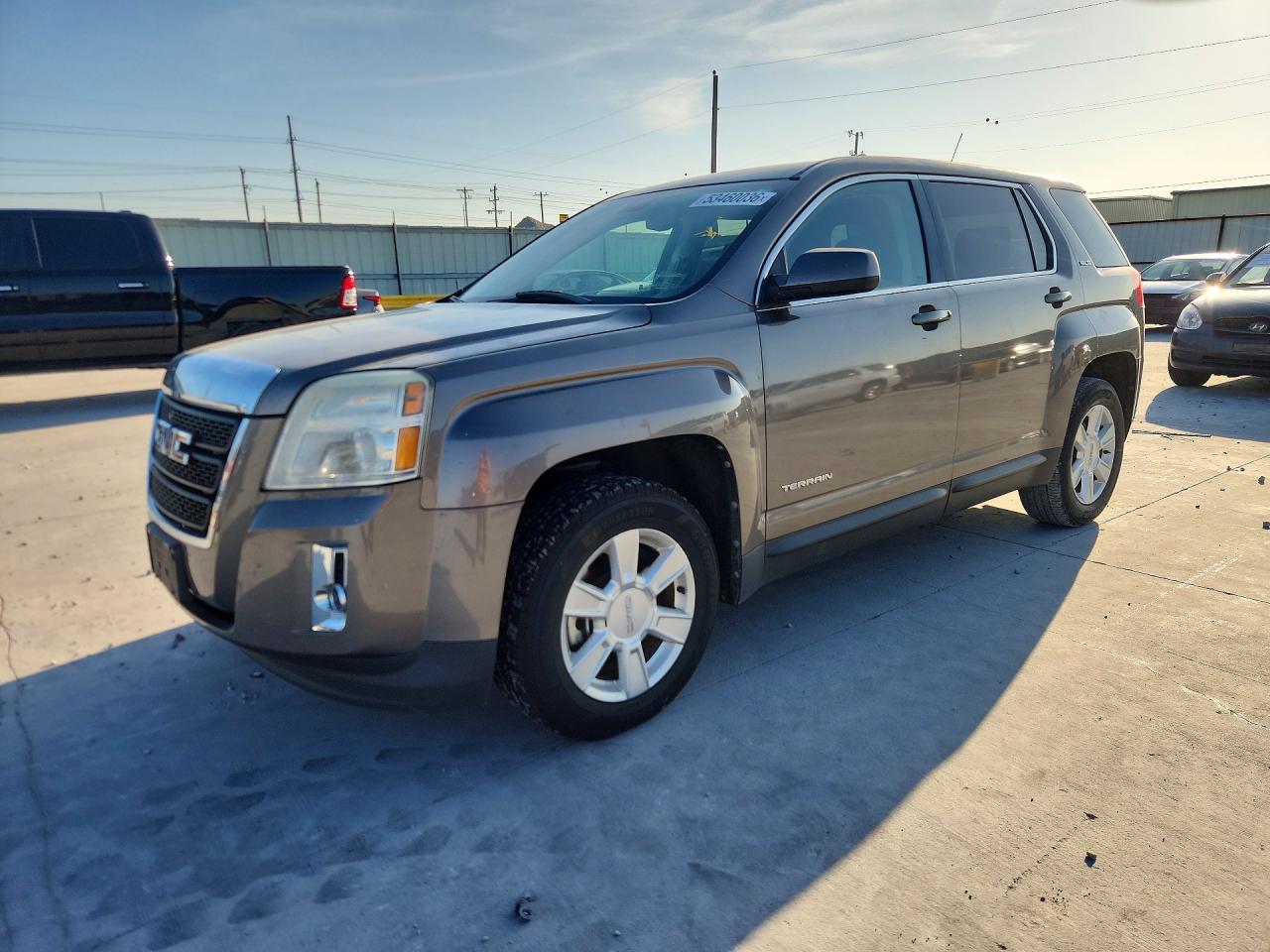 Salvage GMC Terrain Image