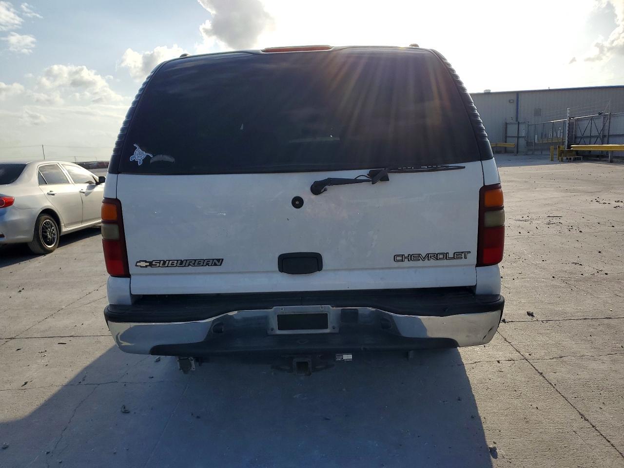Chevrolet Suburban C1500