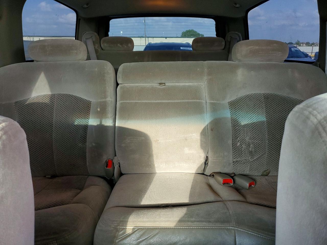 Chevrolet Suburban C1500