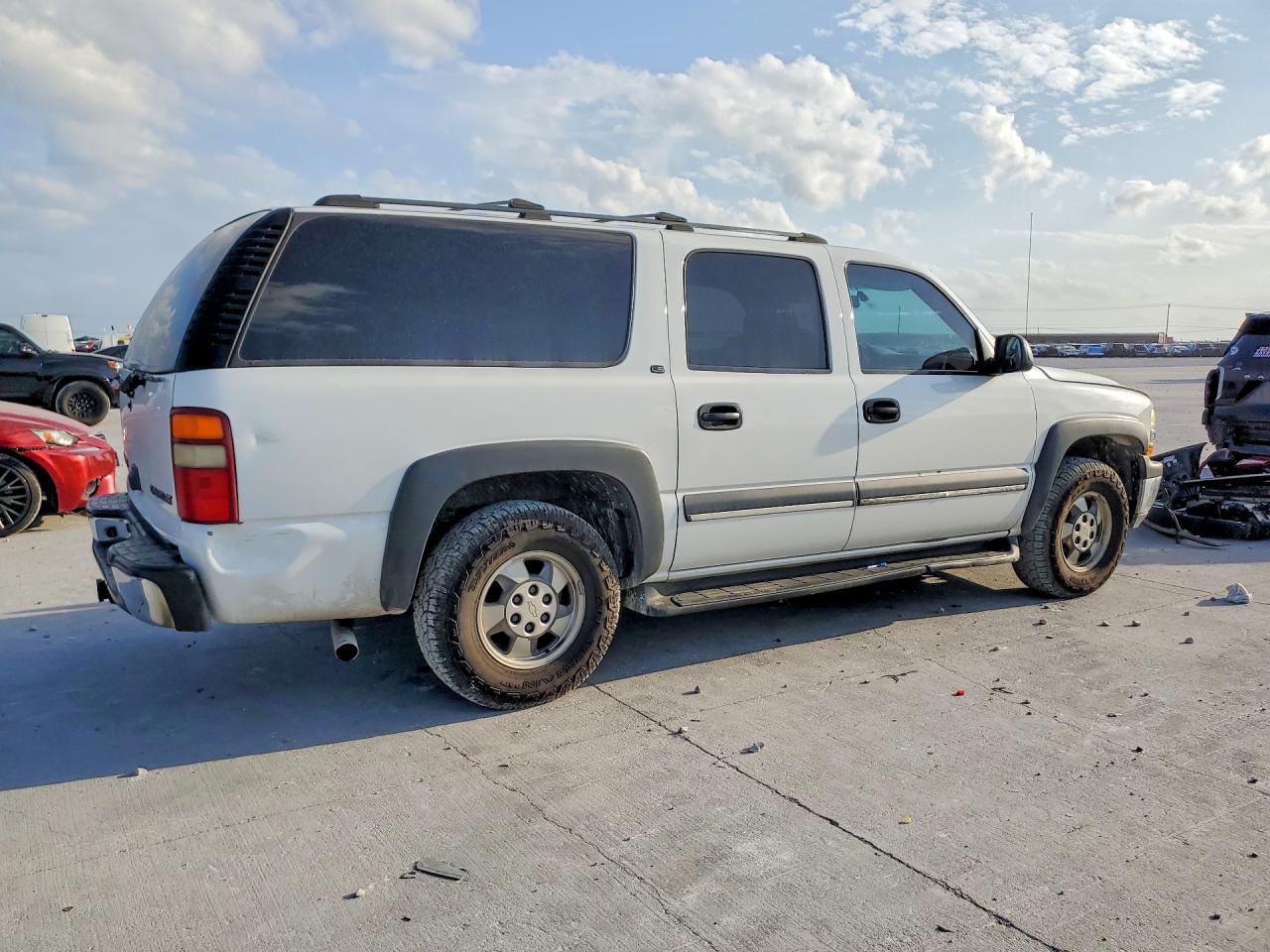 Chevrolet Suburban C1500