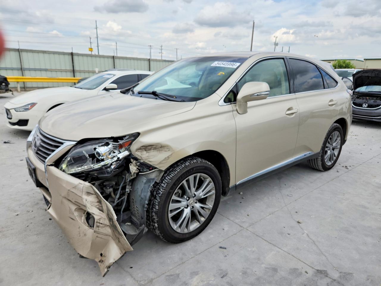 Salvage Lexus RX Image