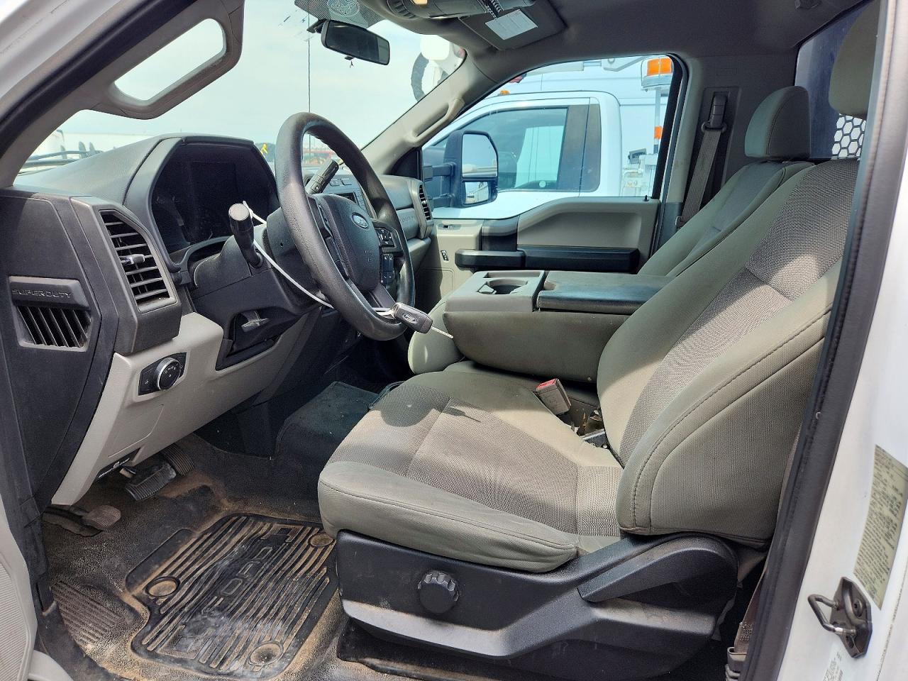 Ford F-550 Super Duty