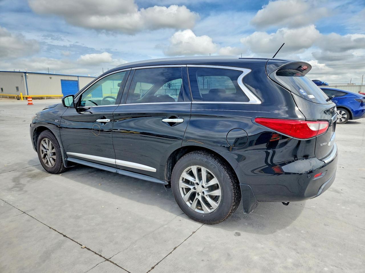 INFINITI Qx Base