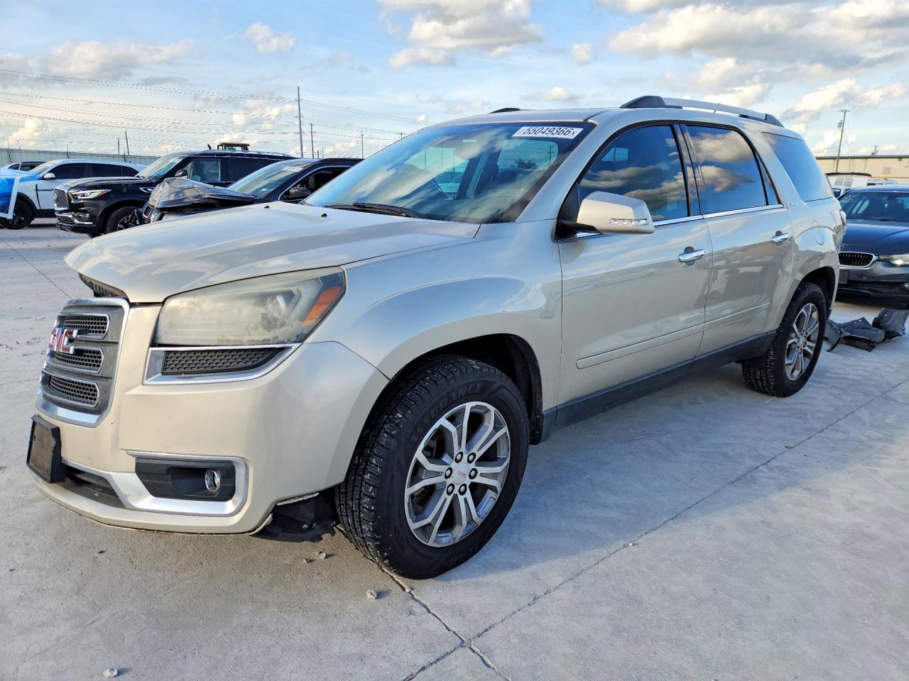 Salvage GMC Acadia Image