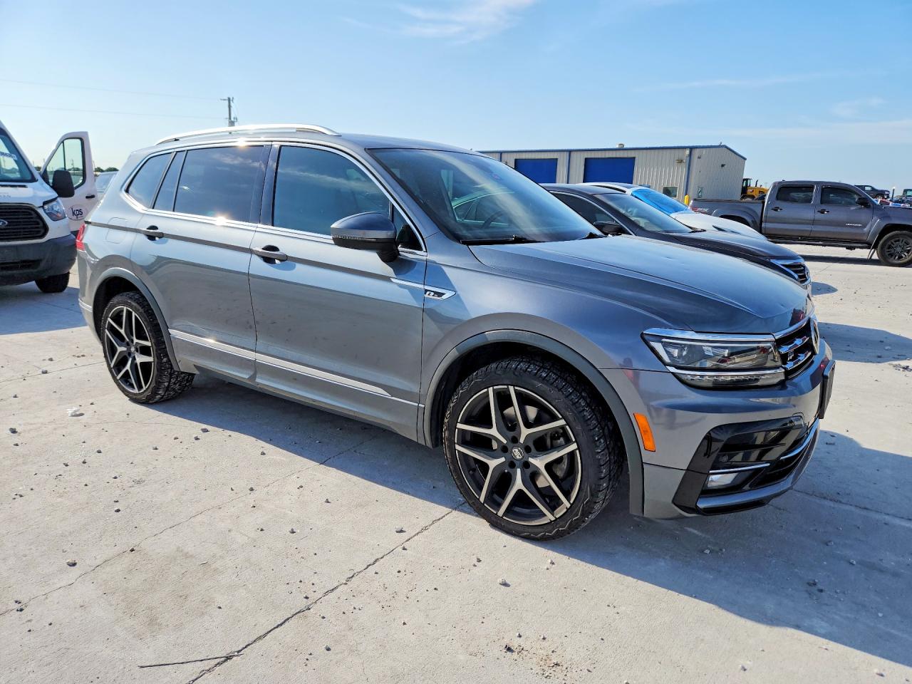 Volkswagen Tiguan Sel Premium R-line