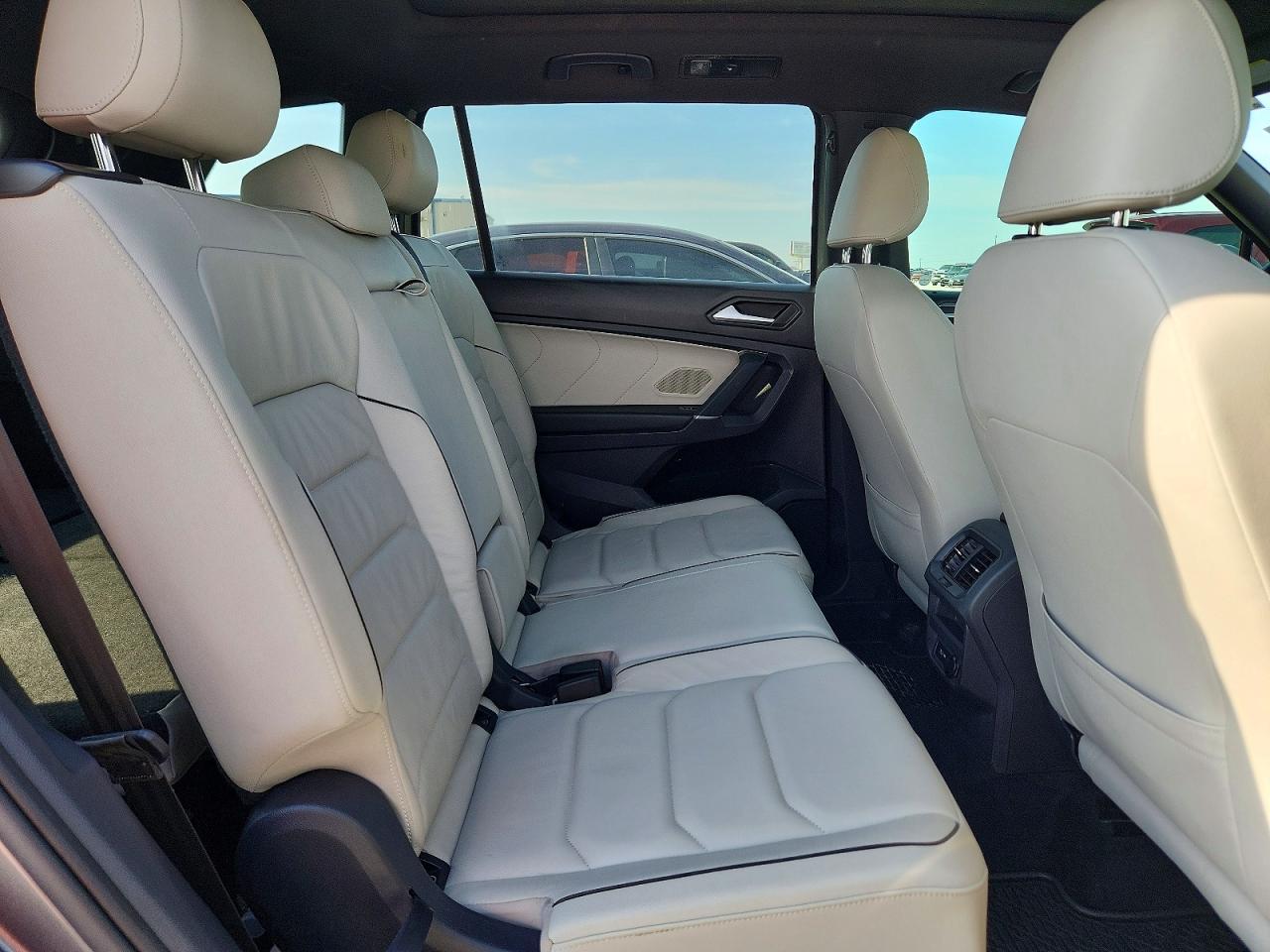 Volkswagen Tiguan Sel Premium R-line