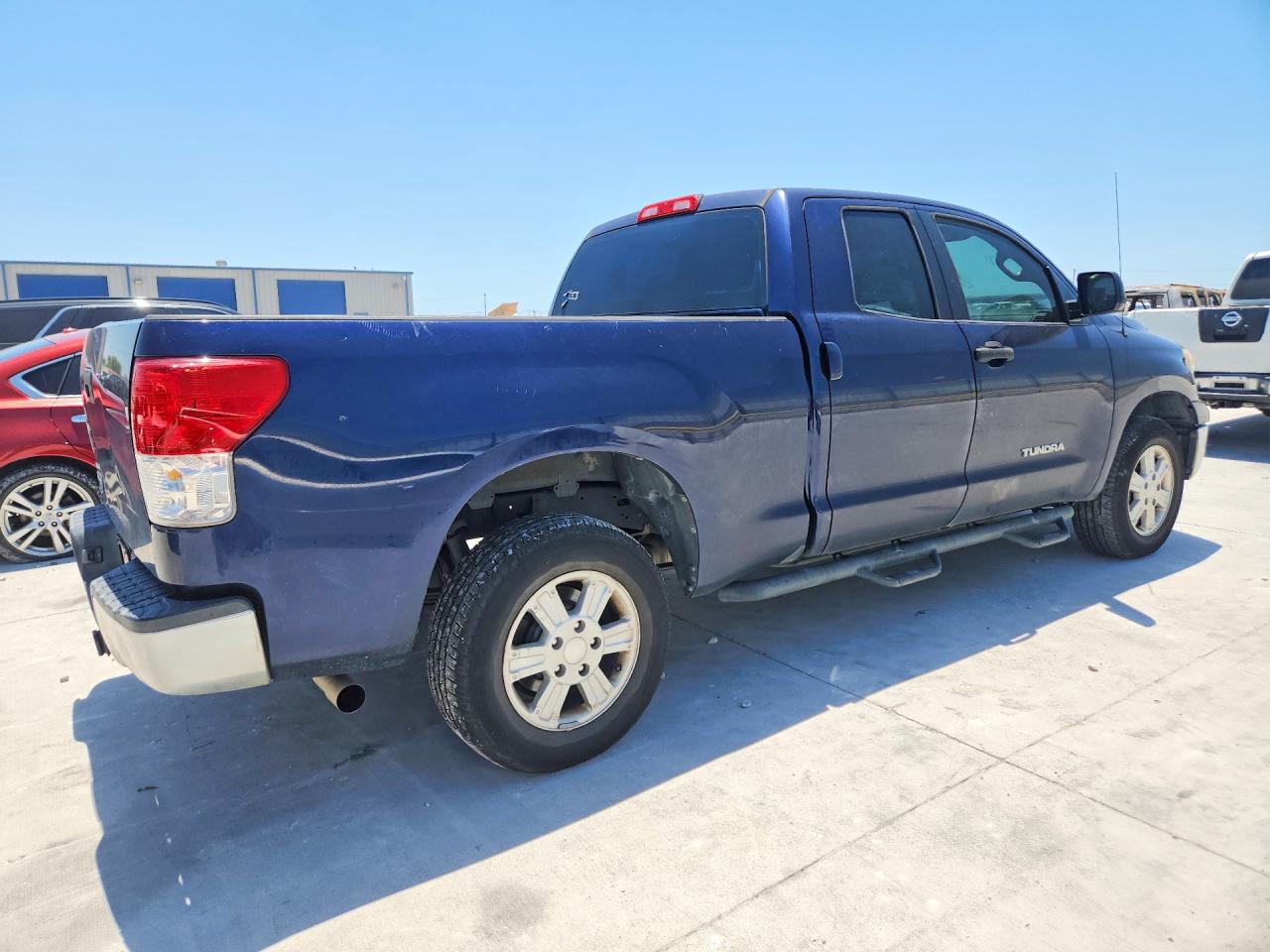 Toyota Tundra Double Cab Sr5