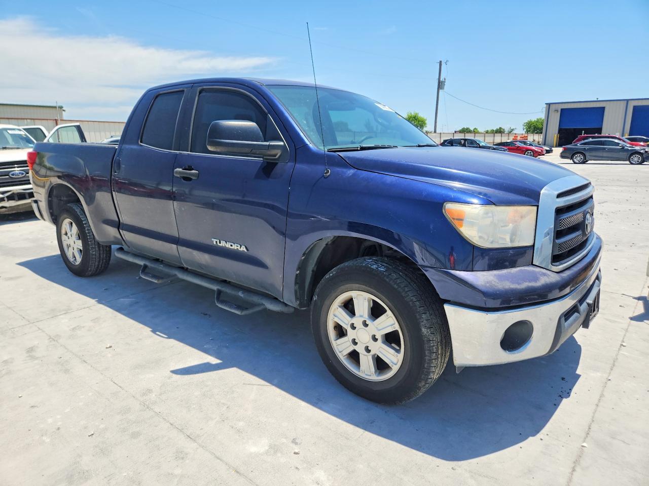 Toyota Tundra Double Cab Sr5