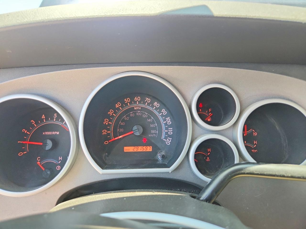 Toyota Tundra Double Cab Sr5