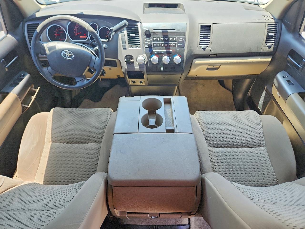 Toyota Tundra Double Cab Sr5