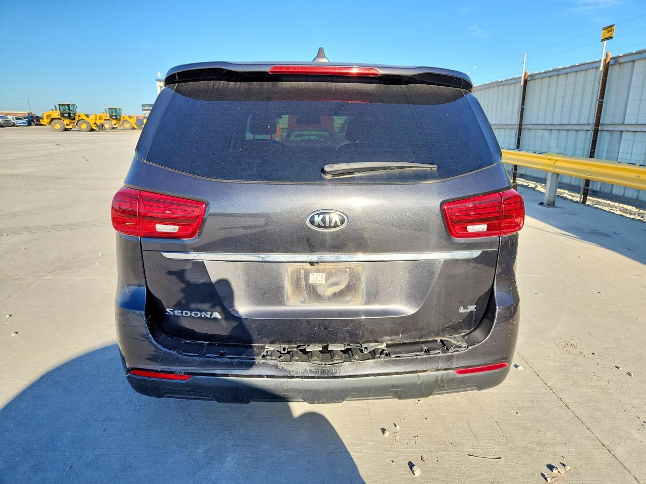 Kia Sedona Lx