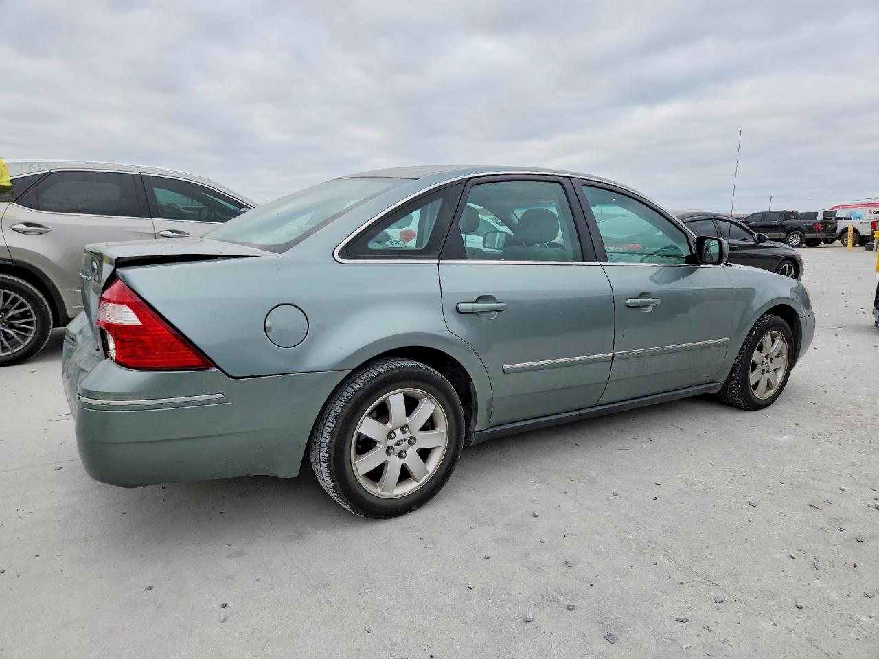 Ford Five Hundr Sel