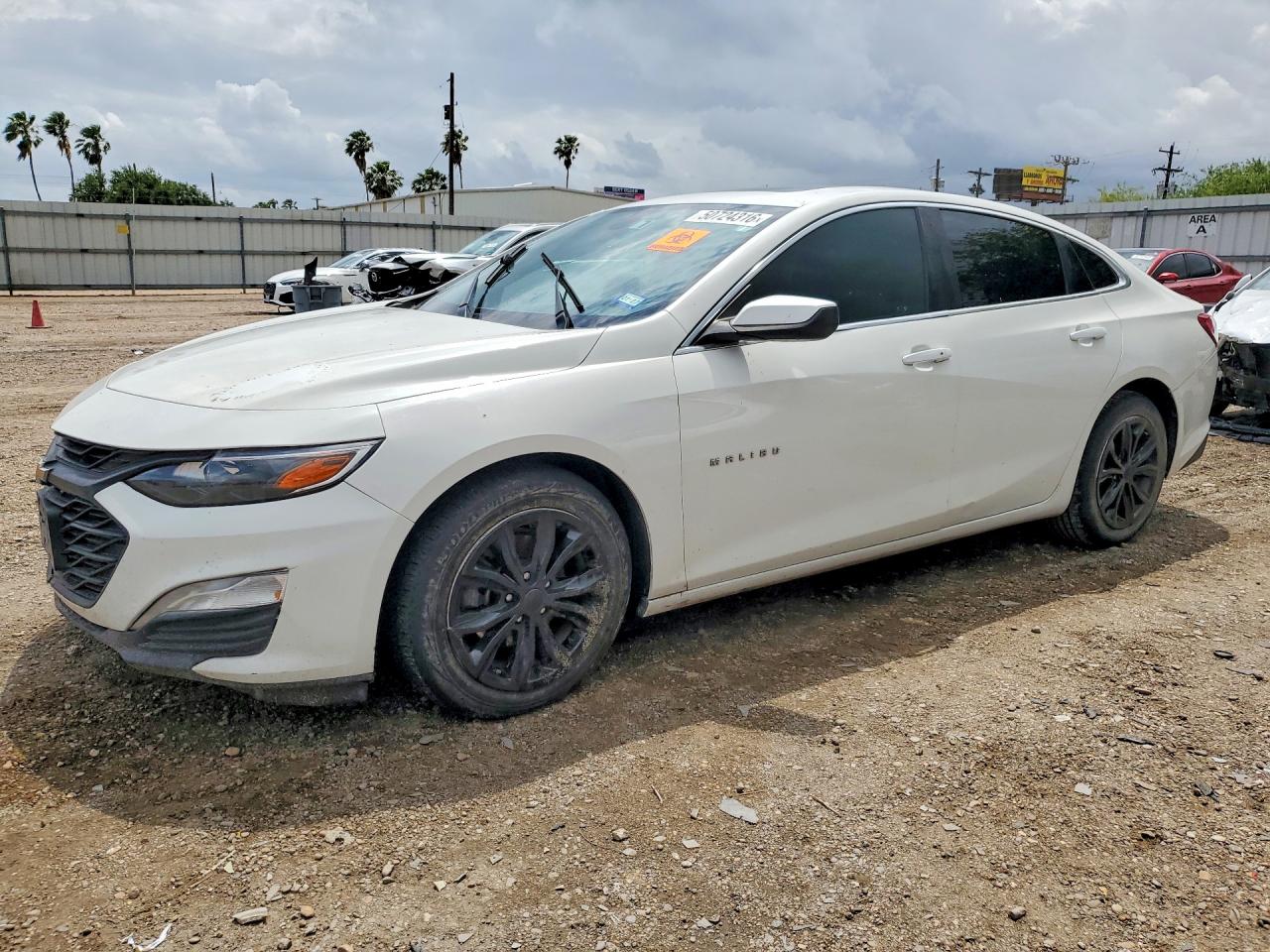 Salvage Chevrolet Malibu Image