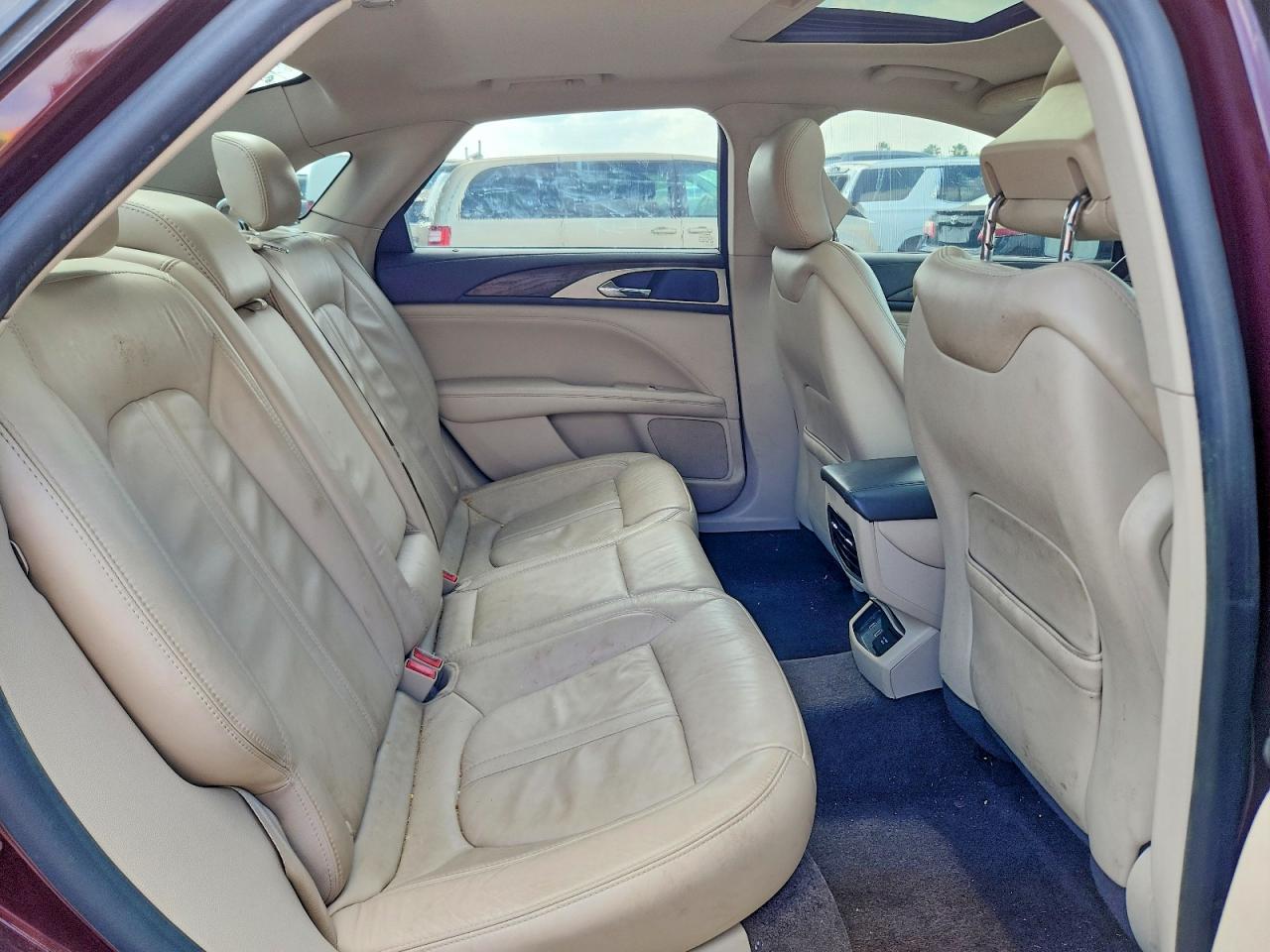 Lincoln MKZ Select