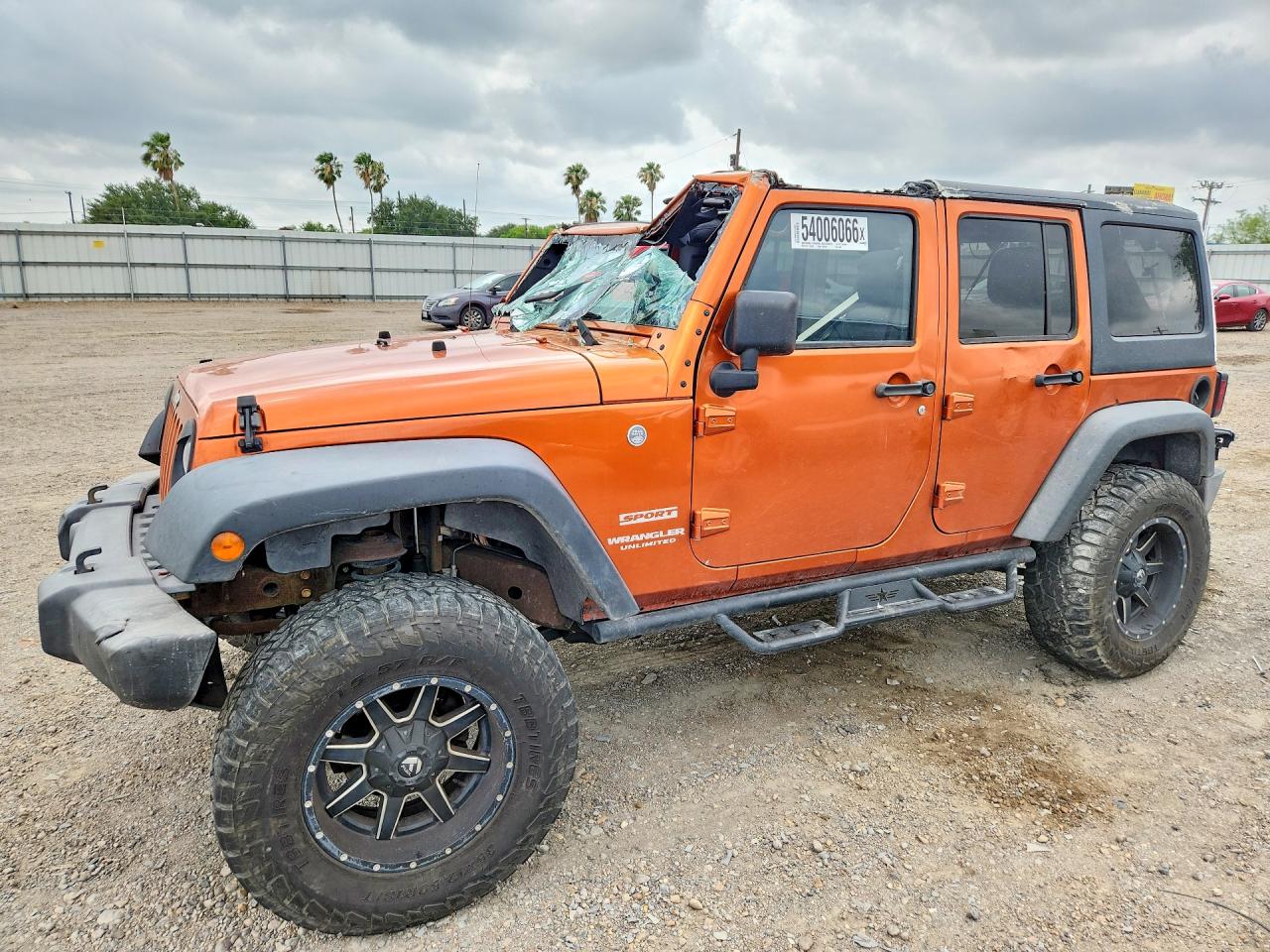 Salvage Jeep Wrangler Image