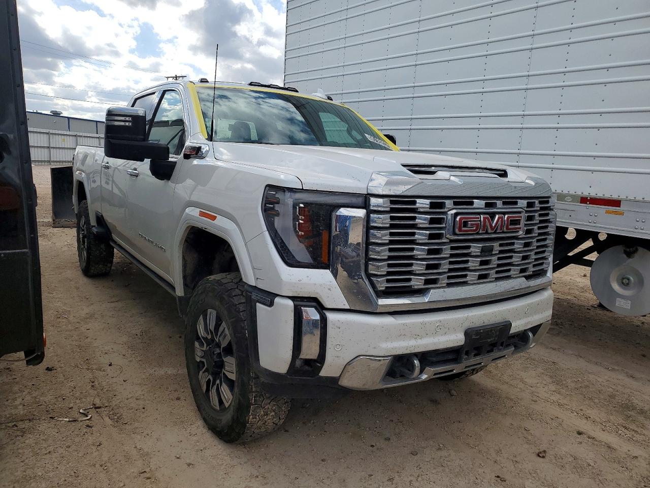 GMC Sierra K2500 Denali