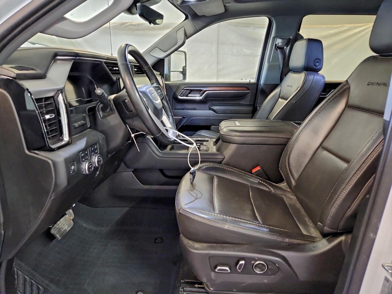 GMC Sierra K2500 Denali
