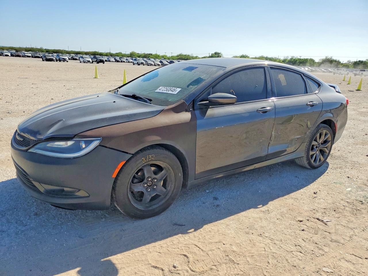 Salvage Chrysler 200 Image