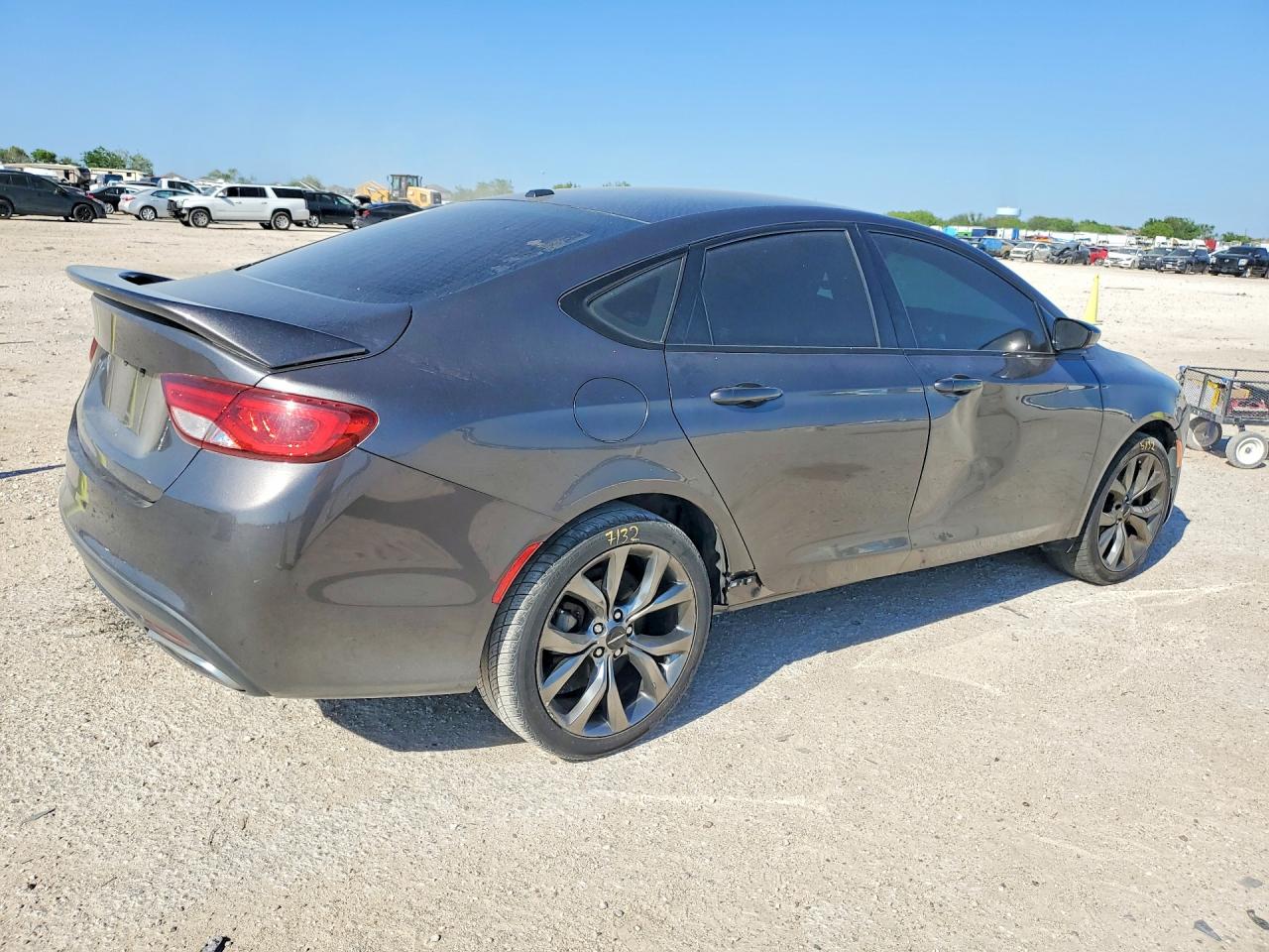 Chrysler 200