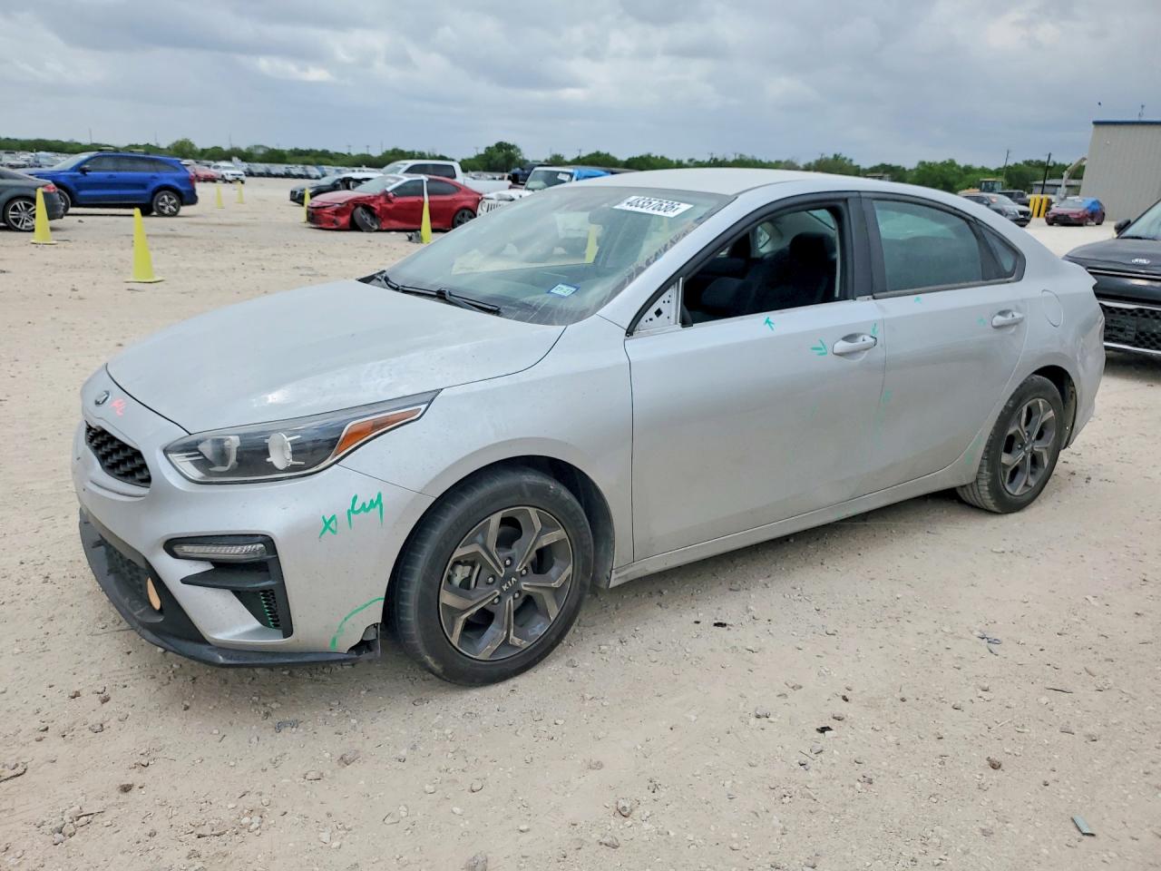 Salvage Kia Forte Image