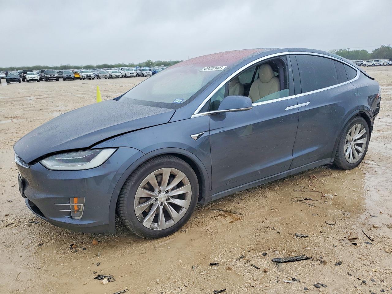 Salvage Tesla Model X Image
