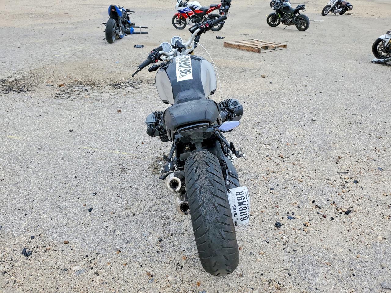 BMW R 12 Nine T