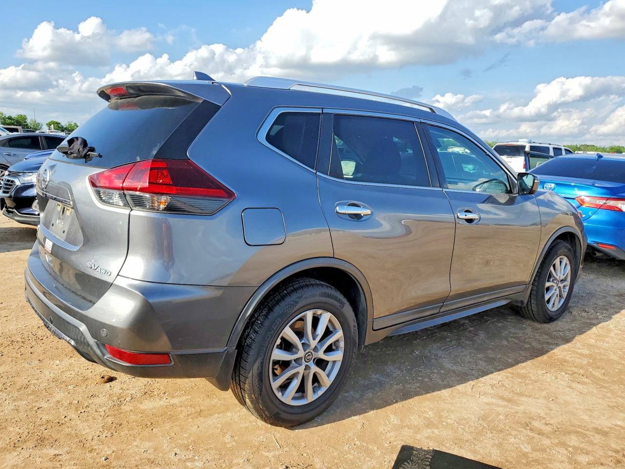 Nissan Rogue Sv