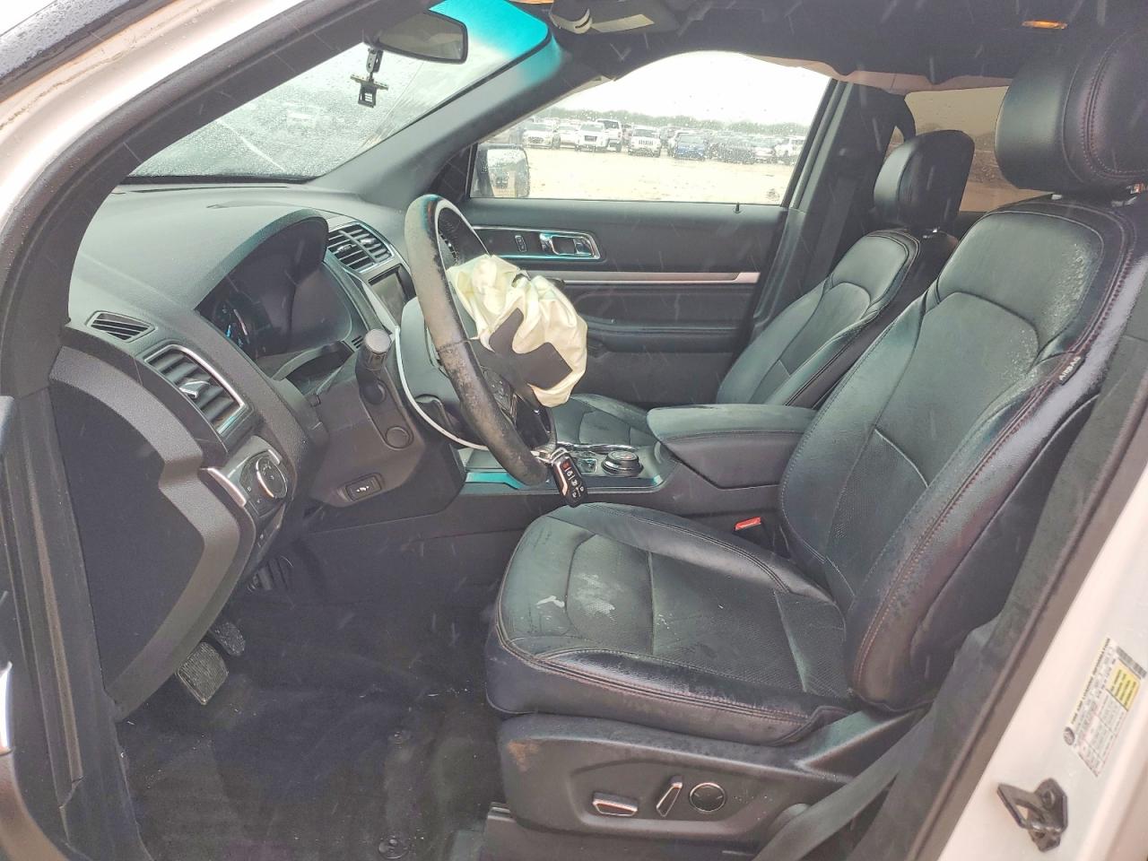 Ford Explorer Sport
