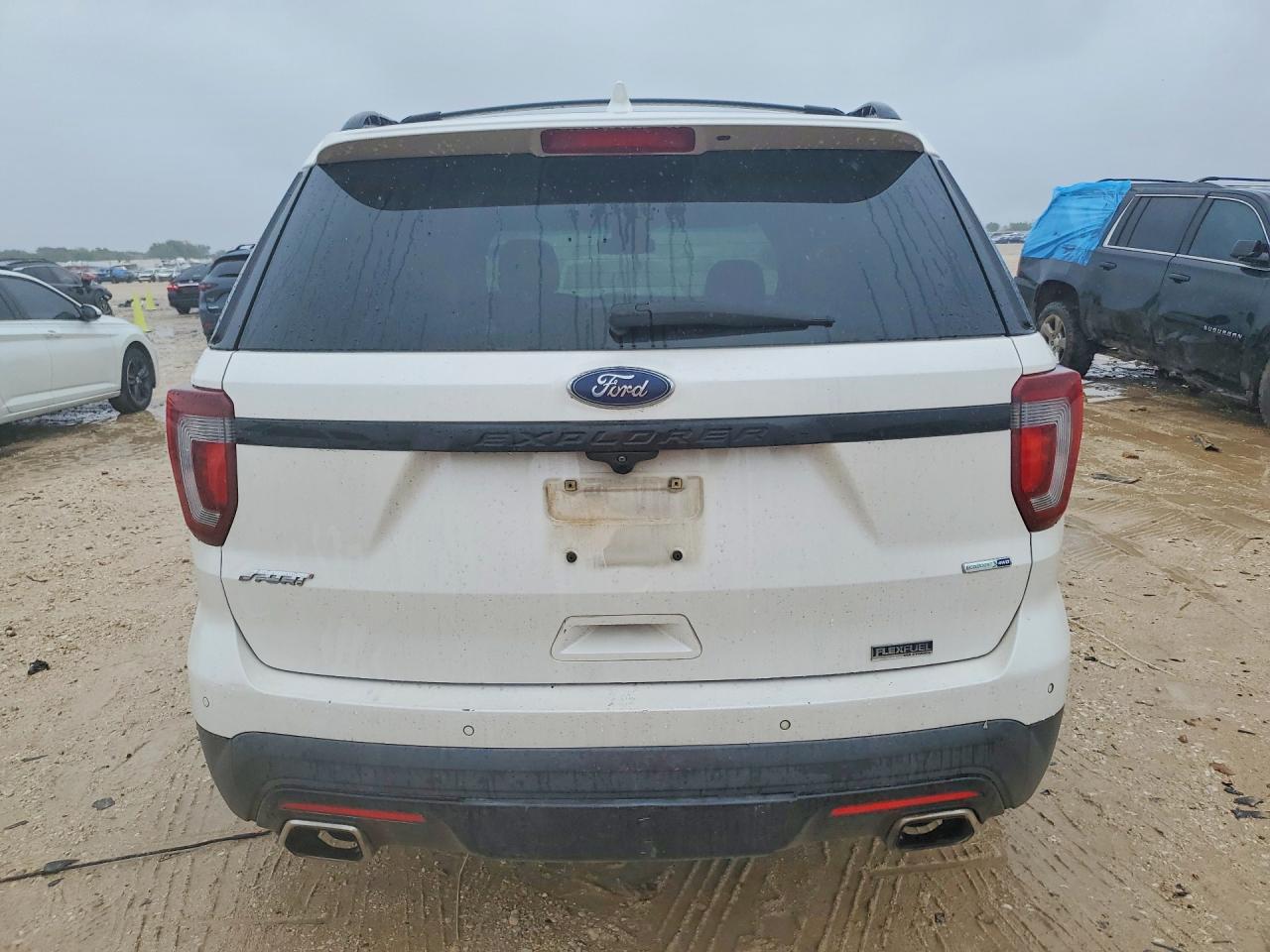 Ford Explorer Sport